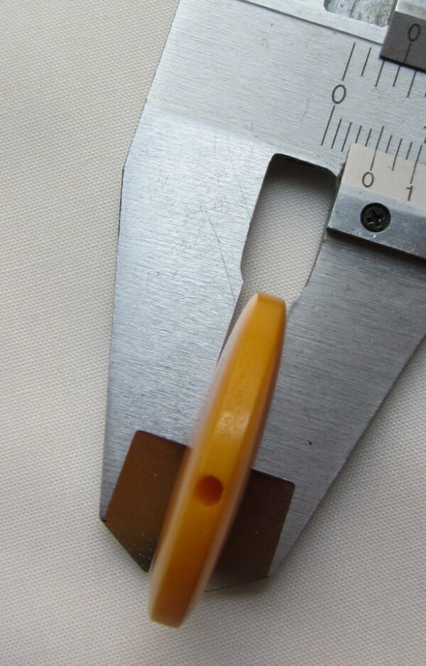 Pastille de Tagua de 28 millimètres. Ivoire végétal – Image 2
