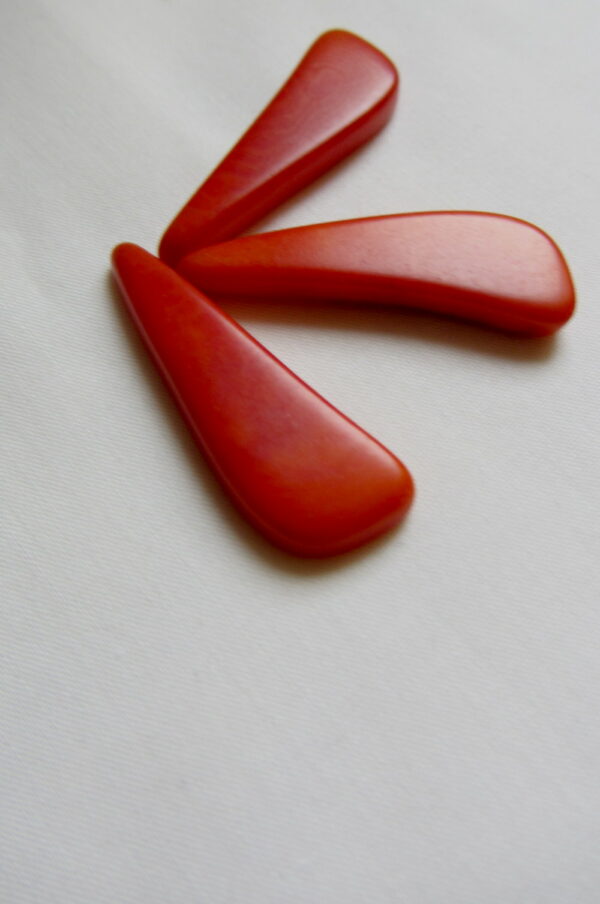 Perle goutte allongée. Ivoire végétal – Image 6